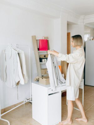 Free stock photo of apartment, arranging, box